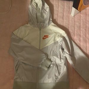 medium youth multicolor way nike windbreaker